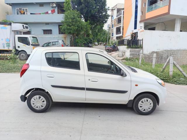https://images10.gaadi.com/usedcar_image/4586659/original/9f418541cd9a550f44baca4349ec0ae4.jpg?imwidth=6401