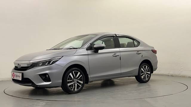 https://images10.gaadi.com/usedcar_image/4586668/original/0eaa0eaf40be340eac42cd184eaa4988.JPG?imwidth=6400