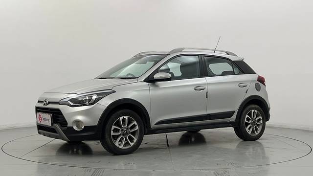 https://images10.gaadi.com/usedcar_image/4586679/original/4a75c04ccbfd5f9b145a8ab0a00319e6.JPG?imwidth=6400