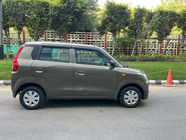 https://images10.gaadi.com/usedcar_image/4586685/original/f1c9bce61d6354d5becdc08637632b1f.jpg?imwidth=6401