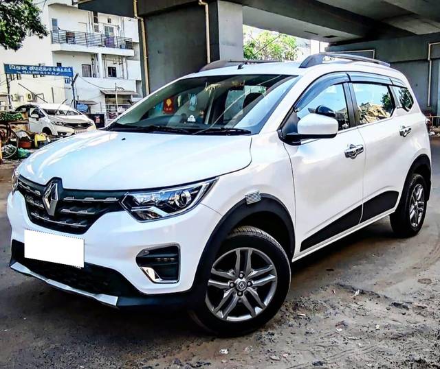 https://images10.gaadi.com/usedcar_image/4586700/original/processed_cbf92dae-917e-4f9c-85f9-2903eaa90825.jpg?imwidth=6400