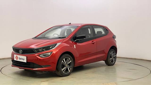 https://images10.gaadi.com/usedcar_image/4586744/original/2793f5d3479fb0929e986d8bed921f66.JPG?imwidth=6400