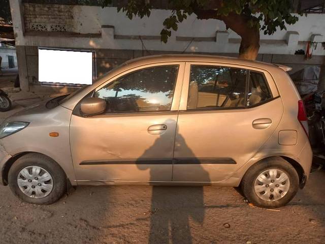 https://images10.gaadi.com/usedcar_image/4586791/original/processed_54b9d28a-d7d8-47f8-9d9c-636a761d71fa.jpeg?imwidth=6400