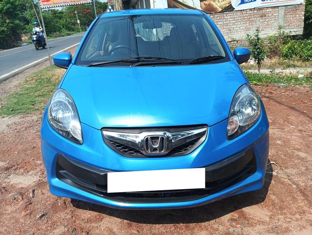 https://images10.gaadi.com/usedcar_image/4586794/original/processed_2de6909e9a74b0dd506d15c544eeb9f6.jpg?imwidth=6402