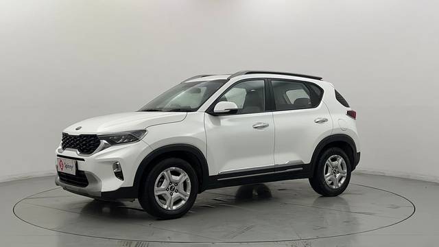 https://images10.gaadi.com/usedcar_image/4586811/original/3678ebee6af401067e9dc77d2baa61f1.JPG?imwidth=6400