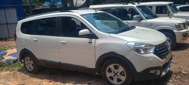 https://images10.gaadi.com/usedcar_image/4586820/original/processed_2f61ff2bea8125163bee08b87d06cda2.jpg?imwidth=6400