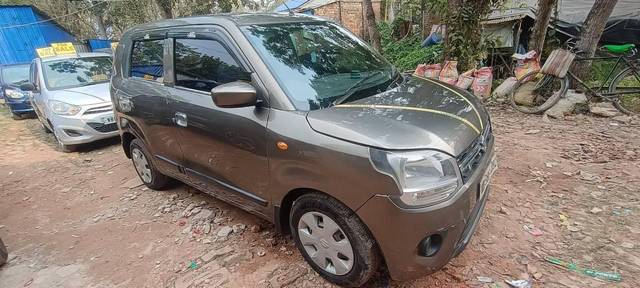 https://images10.gaadi.com/usedcar_image/4586836/original/processed_7e939f7ba91f588dc6967201194bb5fa.jpg?imwidth=6400