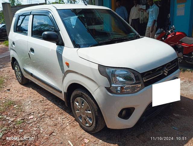 https://images10.gaadi.com/usedcar_image/4586841/original/processed_64406756aa81e57ec13d432d936f8ef3.jpg?imwidth=6400