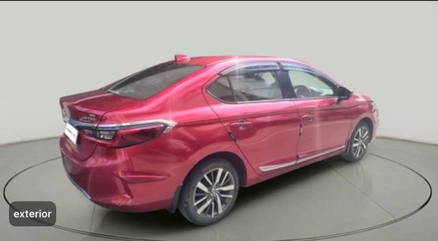 https://images10.gaadi.com/usedcar_image/4586854/original/processed_1cb061c5-07ac-4f48-95a2-119c39303956.jpeg?imwidth=6401
