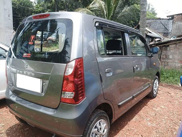 https://images10.gaadi.com/usedcar_image/4586855/original/processed_dadfdd63248a46787c26115d354415ed.jpg?imwidth=6402