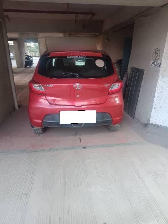 https://images10.gaadi.com/usedcar_image/4586884/original/processed_812afedb-e7ff-4d1b-a197-6f8c07f726e7.jpg?imwidth=6401