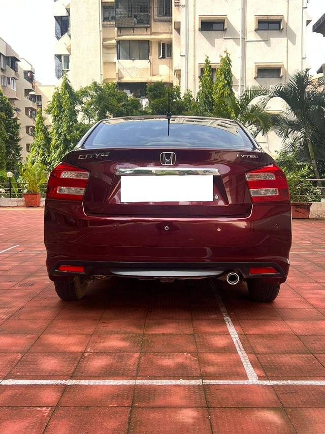 https://images10.gaadi.com/usedcar_image/4586907/original/processed_c970d0bdfc2f12fcf5376ad12800b756.jpeg?imwidth=6402