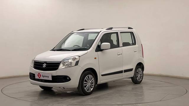 https://images10.gaadi.com/usedcar_image/4586957/original/b4a3fa3aa7d356fae7c3712d5ff53efe.JPG?imwidth=6400