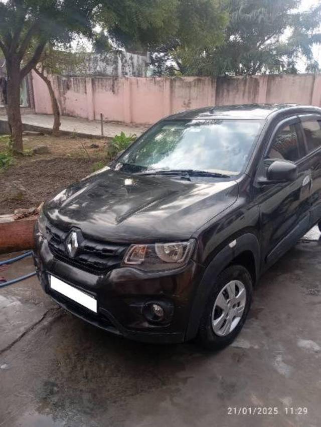 https://images10.gaadi.com/usedcar_image/4586959/original/processed_68eda046-edc8-4b52-99ed-60a02e982024.jpg?imwidth=6402