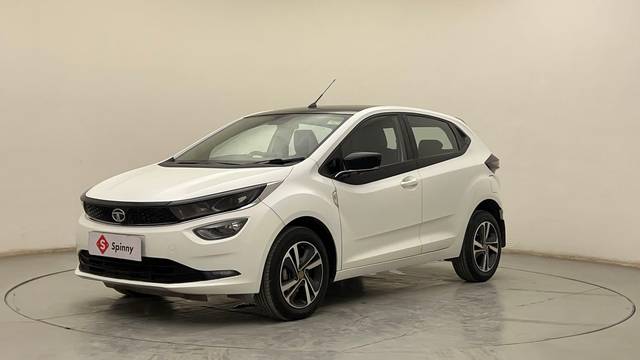 https://images10.gaadi.com/usedcar_image/4586979/original/23f9305ffb2a10e074cd2ea652c06729.JPG?imwidth=6400