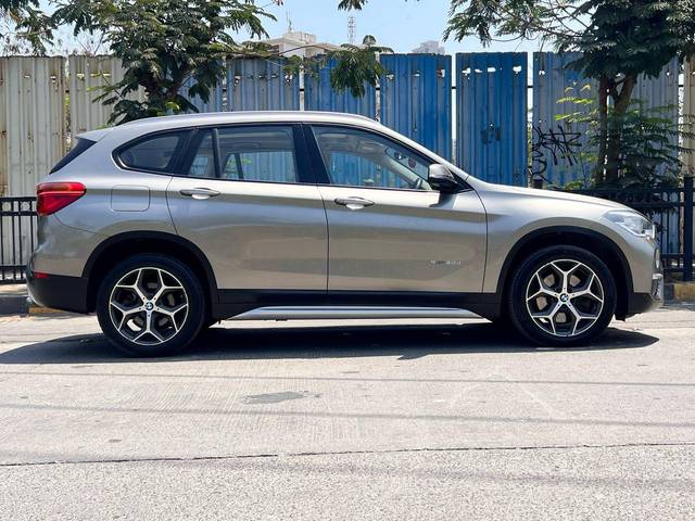 https://images10.gaadi.com/usedcar_image/4586982/original/processed_1bf3be1e8ac4b5772ee72467c5b7193e.jpeg?imwidth=6401