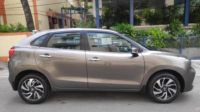 https://images10.gaadi.com/usedcar_image/4587001/original/5ca59ee08c36409e144430da2ac2b941.jpg?imwidth=6401
