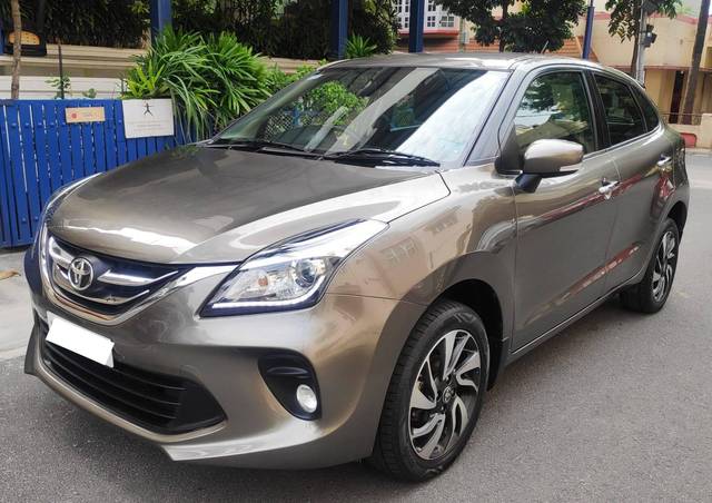 https://images10.gaadi.com/usedcar_image/4587001/original/processed_35a13c30cbdd7479b2ab6fcbada4c633.jpg?imwidth=6400
