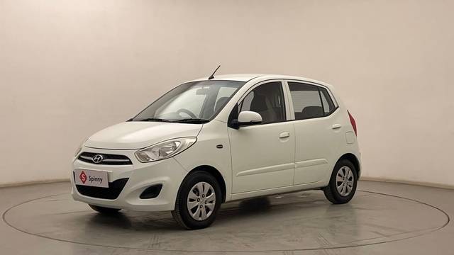https://images10.gaadi.com/usedcar_image/4587036/original/8d0330334cc17f41d253592fcf588359.JPG?imwidth=6400