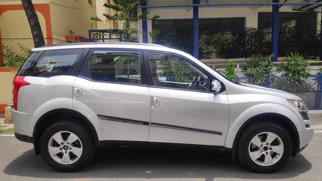 https://images10.gaadi.com/usedcar_image/4587056/original/1203e0d799d0e98dc59a95e43bce60ea.jpg?imwidth=6401