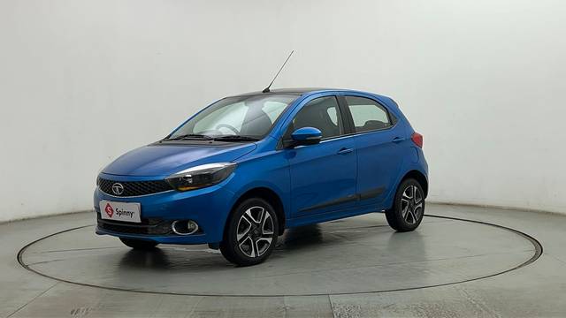 https://images10.gaadi.com/usedcar_image/4587079/original/c6e2f03cebd8a1224d5befd3a68e4b7f.JPG?imwidth=6400