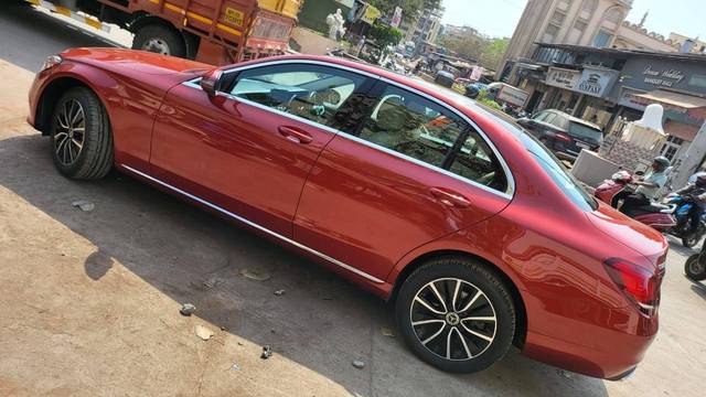 https://images10.gaadi.com/usedcar_image/4587080/original/processed_41e11fba58ef74d253f6671ab42fde31.jpg?imwidth=6401