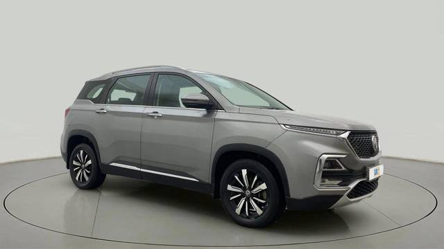 https://images10.gaadi.com/usedcar_image/4587165/original/b56c70dc8e281e4ae12daf3b8e865b9d.jpg?imwidth=6400