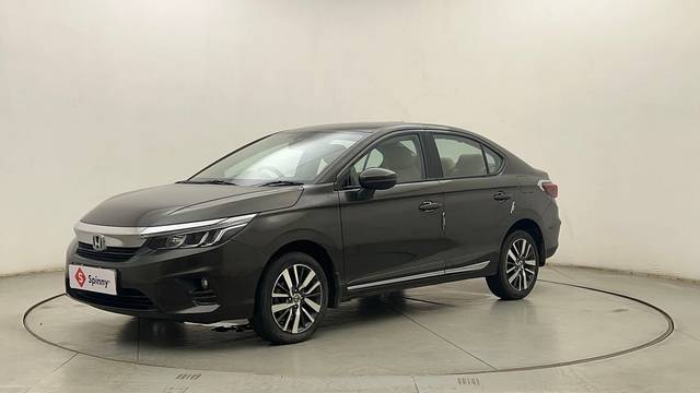 https://images10.gaadi.com/usedcar_image/4587181/original/43ba12079e63531e2618f6cfecbc770e.JPG?imwidth=6400