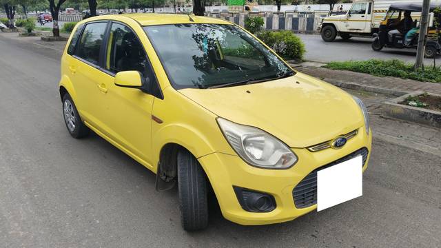 https://images10.gaadi.com/usedcar_image/4587186/original/processed_9b6bfdc4fc925c1e3a57b55f456e5eb7.jpg?imwidth=6400