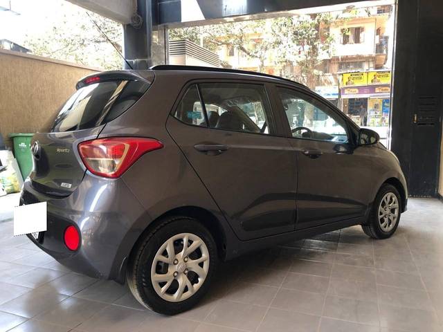 https://images10.gaadi.com/usedcar_image/4587229/original/processed_b9bb4ca3f4e12e91de136eea98670721.jpg?imwidth=6401
