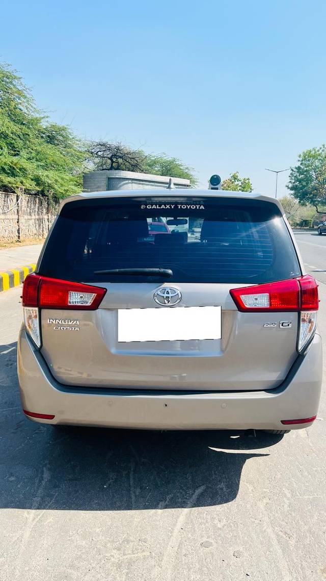 https://images10.gaadi.com/usedcar_image/4587265/original/processed_4807f24c06bf68fb2e5cea36d0885049.jpg?imwidth=6402