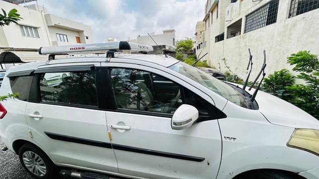 https://images10.gaadi.com/usedcar_image/4587288/original/processed_a87b3e79-f62a-4bb5-ab0e-916a976ea30a.jpeg?imwidth=6401