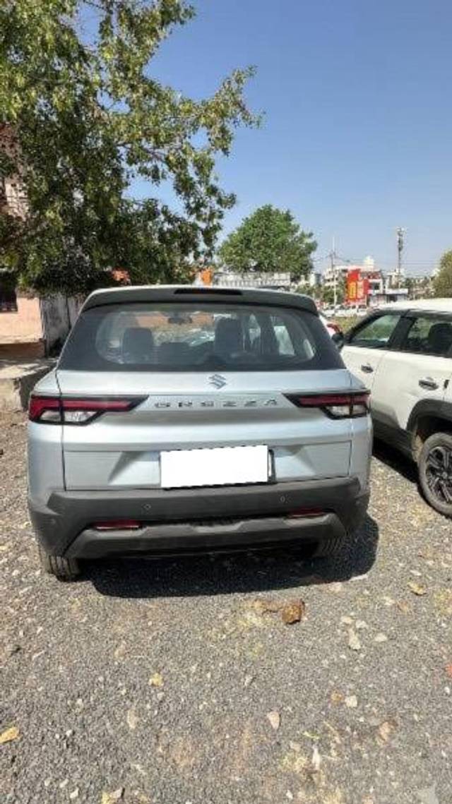 https://images10.gaadi.com/usedcar_image/4587296/original/processed_9ee5b819-8d97-404c-a041-dea92d6b4804.jpeg?imwidth=6401