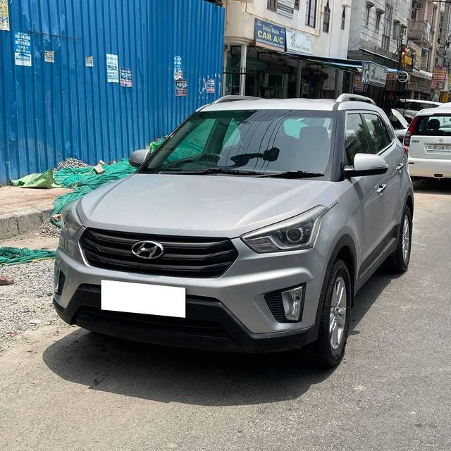 https://images10.gaadi.com/usedcar_image/4587304/original/processed_2717b7202da0b41ce376ce9abf81c469.jpg?imwidth=6402