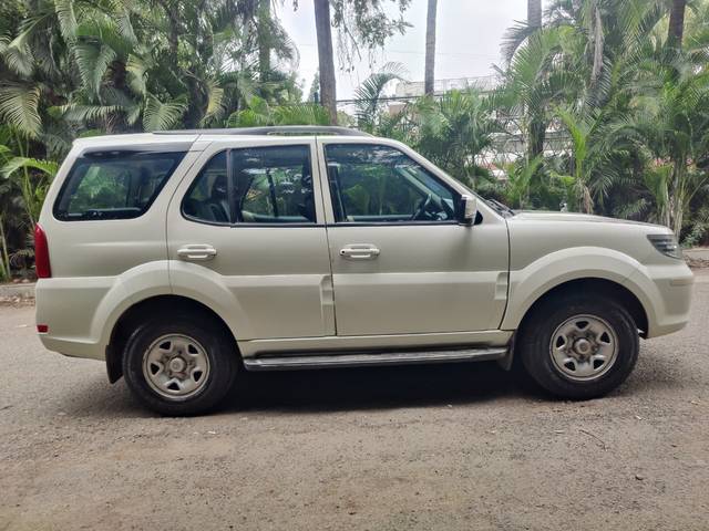 https://images10.gaadi.com/usedcar_image/4587315/original/d6c97dffc0fad5cc863239a47e647b5f.jpg?imwidth=6401