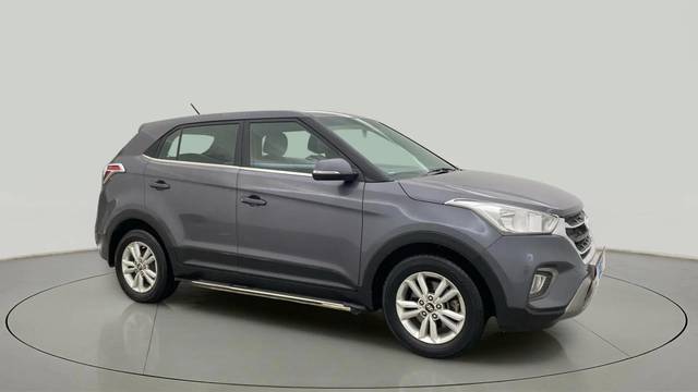 https://images10.gaadi.com/usedcar_image/4587379/original/b234e7ad6bc6a25de94fc1958175f4ba.jpg?imwidth=6400