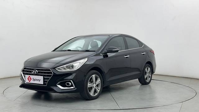 https://images10.gaadi.com/usedcar_image/4587390/original/548e7bf3ddc0a7352d0cc55d5ef94eb5.JPG?imwidth=6400