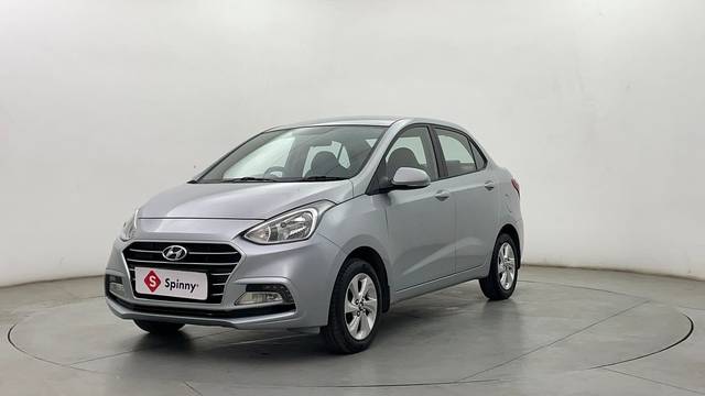 https://images10.gaadi.com/usedcar_image/4587397/original/7f1f5a97ec3f523e647b1dca42246209.JPG?imwidth=6400