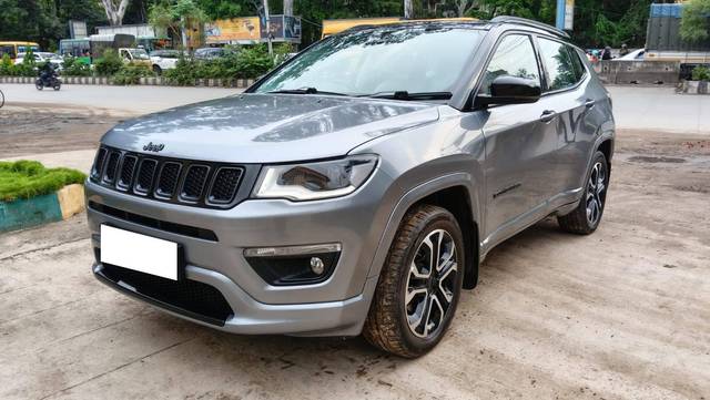 https://images10.gaadi.com/usedcar_image/4587419/original/processed_2fa84b1d37bd34ca3317db173bae1639.jpg?imwidth=6402