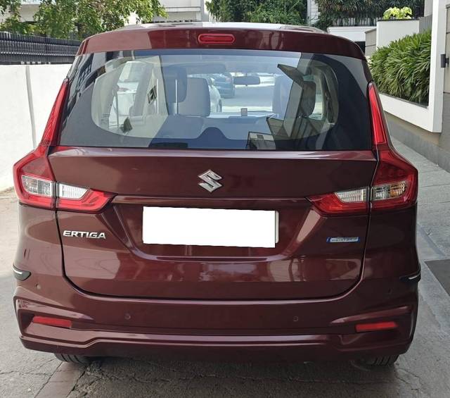https://images10.gaadi.com/usedcar_image/4587423/original/processed_da17cfcf97b9e75c812539ca0c31e055.jpg?imwidth=6401