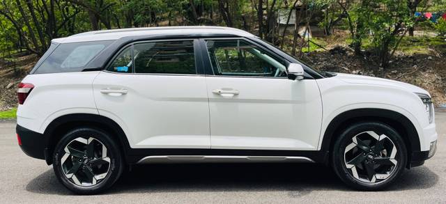 https://images10.gaadi.com/usedcar_image/4587431/original/processed_bc4f36e0e27ea01554b70b9738f7bde1.jpeg?imwidth=6401