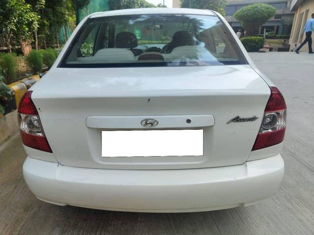 https://images10.gaadi.com/usedcar_image/4587435/original/processed_9ae845a9-8a63-4991-9e24-4600a4ae2d99.jpg?imwidth=6402