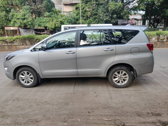 https://images10.gaadi.com/usedcar_image/4587437/original/ac2c6b62d8e952cfcf1411b26248a329.jpg?imwidth=6402