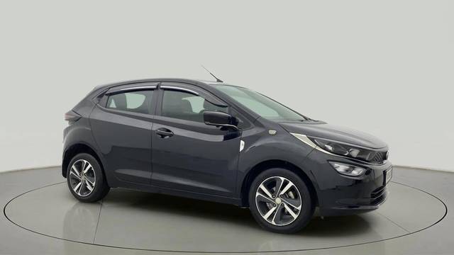 https://images10.gaadi.com/usedcar_image/4587457/original/afd5fd3a281a65f710c093a7e8323c25.jpg?imwidth=6400