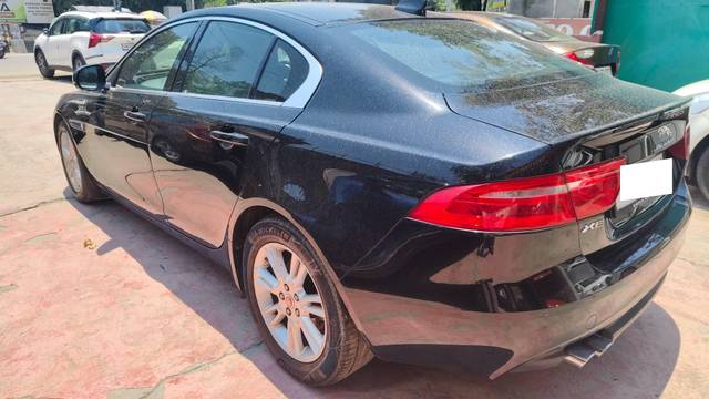 https://images10.gaadi.com/usedcar_image/4587458/original/processed_18a76f52ba6a47dbb1db98d3bd6ee93e.jpg?imwidth=6402