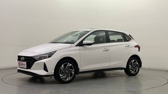 https://images10.gaadi.com/usedcar_image/4587470/original/8deae12e440ad439ed30cc8c8deb1025.JPG?imwidth=6400