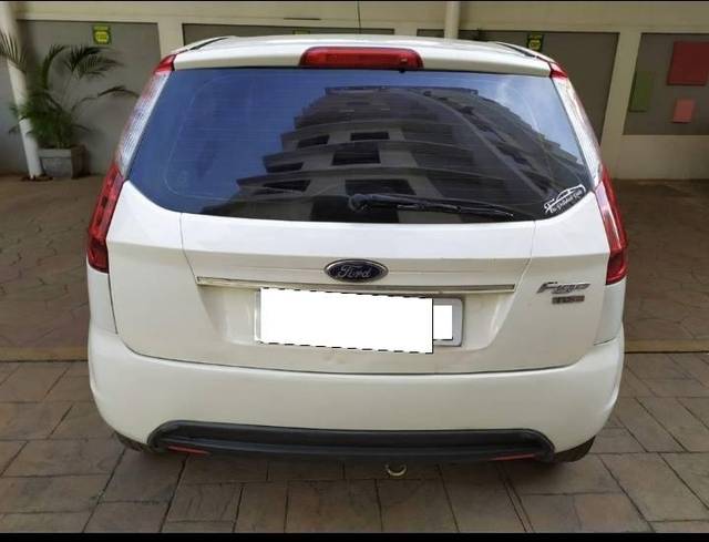 https://images10.gaadi.com/usedcar_image/4587488/original/processed_700446a54406e5594923bbe971edd416.jpeg?imwidth=6401