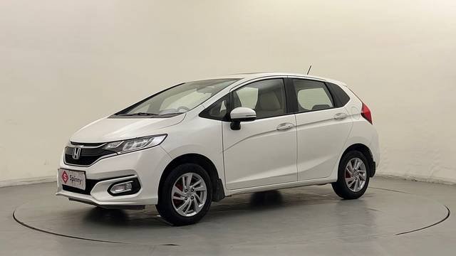 https://images10.gaadi.com/usedcar_image/4587490/original/dbdd9ffbf96fc4be4b3df68c9ccd3d41.JPG?imwidth=6400