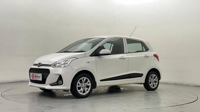 https://images10.gaadi.com/usedcar_image/4587505/original/f1cff06273a9f53367a43a46b6af25f0.JPG?imwidth=6400