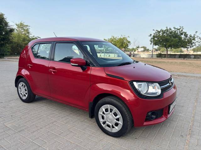 https://images10.gaadi.com/usedcar_image/4587510/original/90c22747ff0d0c082e99cddf26a687c6.jpg?imwidth=6400
